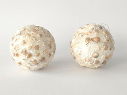 2 sfere con conchiglie e cristalli - Set da 2 decorazioni di Natale - fantasia marina (11 cm) - MARIKA DE PAOLA - HOME DECOR