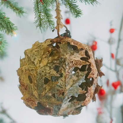 Vintage iron Christmas decoration, chestnut leaves