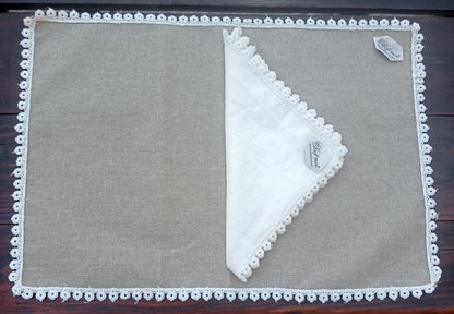 Chez Moi American Bonton placemat with matching napkin in waxed linen with cotton lace 
