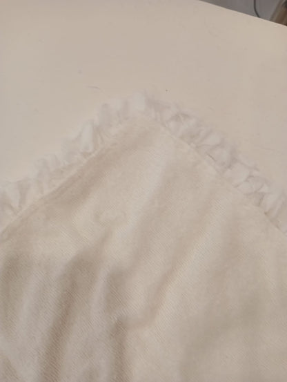 Lavette set da 3 asciugamani bagno con elegante sacchetto di lino, colore: Bianco con pizzo, tessuti pregiati, 100% Made in Italy - Chez Moi