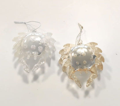 Pack of 2 little crabs - Christmas decorations, 1 gold-coloured and 1 mother-of-pearl colour