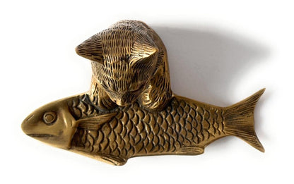 Vide Poches modèle "chat attrape un poisson" réalisé par Cheoma, Mesure 20 cm x 11 cm x 10 cm