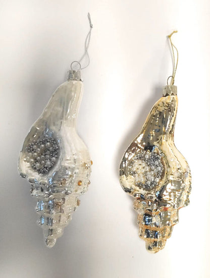 Set 2 Cornucopias - Christmas decorations - (gold and mother of pearl colors)