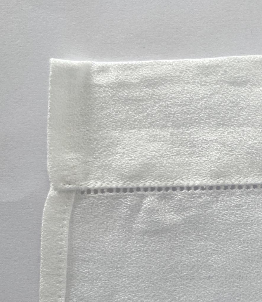Set of towels 2 pieces (1 face, 1 guest), fine linen with embroidery, Luxury collection by Marika De Paola